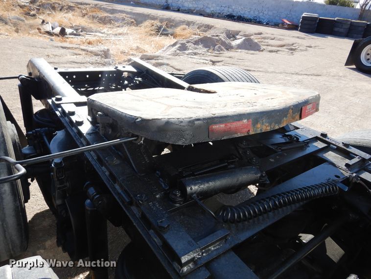 image for item DK0309 2009 Kenworth T660  semi truck