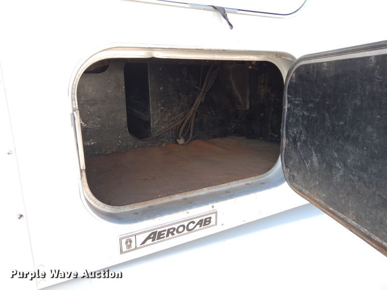 image for item DK0309 2009 Kenworth T660  semi truck