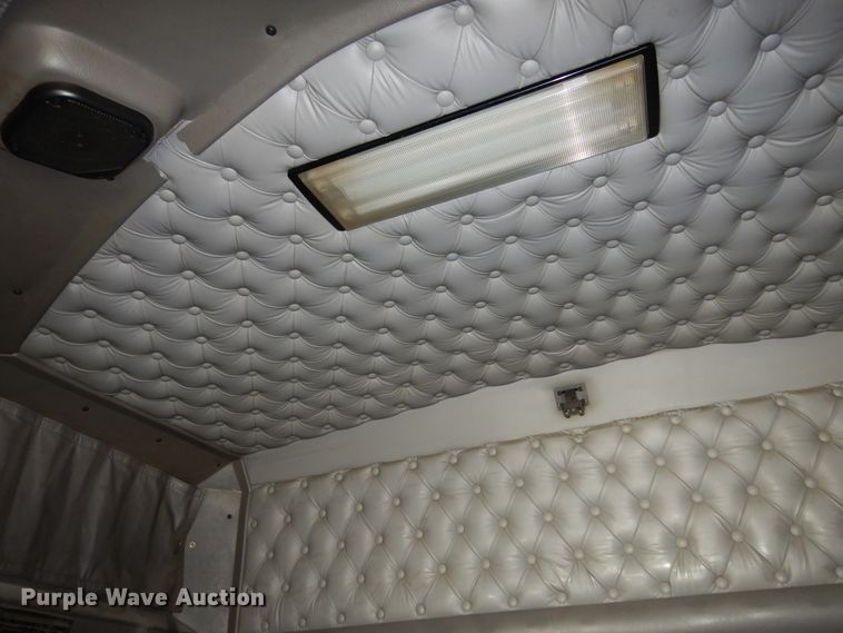 image for item DK0309 2009 Kenworth T660  semi truck