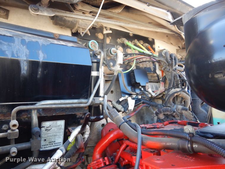 image for item DK0309 2009 Kenworth T660  semi truck