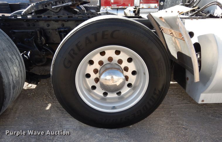 image for item DK0309 2009 Kenworth T660  semi truck