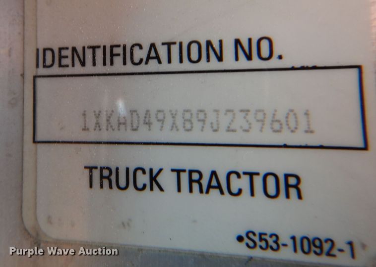 image for item DK0309 2009 Kenworth T660  semi truck