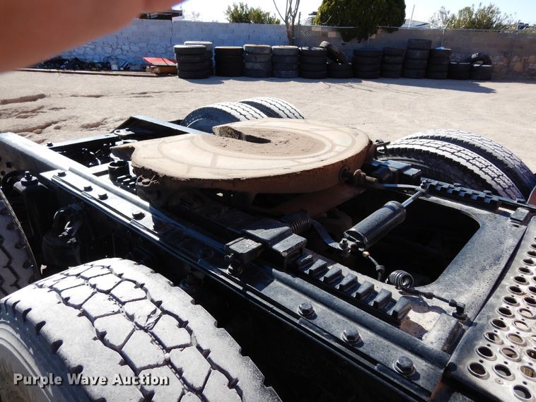 image for item DK0310 2002 Kenworth W900  semi truck