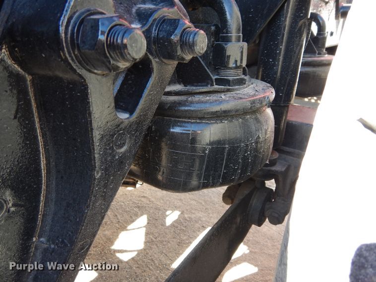 image for item DK0310 2002 Kenworth W900  semi truck