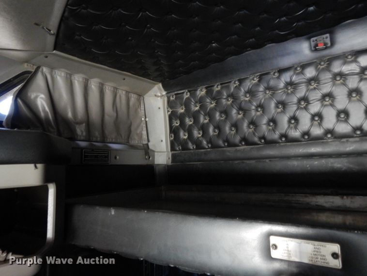 image for item DK0310 2002 Kenworth W900  semi truck