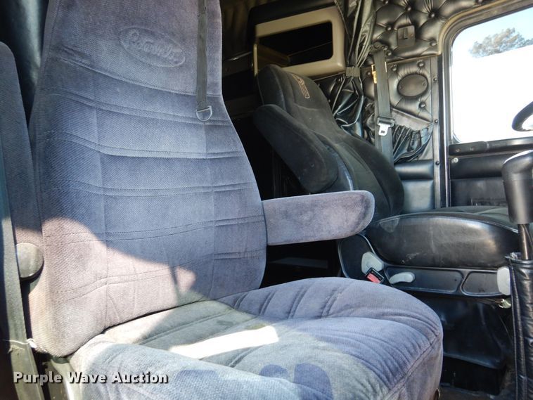 image for item DK0310 2002 Kenworth W900  semi truck