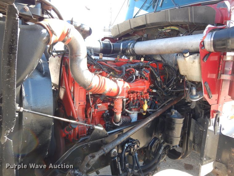 image for item DK0310 2002 Kenworth W900  semi truck