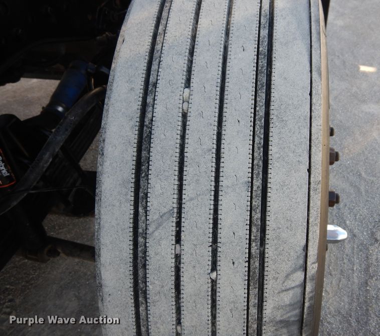 image for item DK0310 2002 Kenworth W900  semi truck