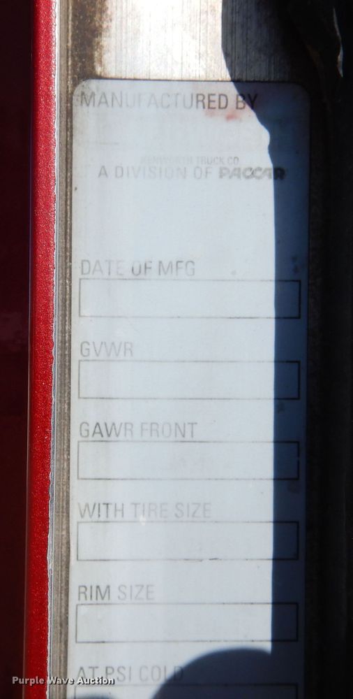 image for item DK0310 2002 Kenworth W900  semi truck