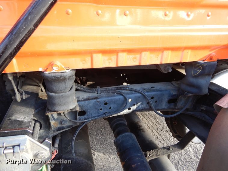 image for item DK0311 2012 Freightliner Cascadia  semi truck