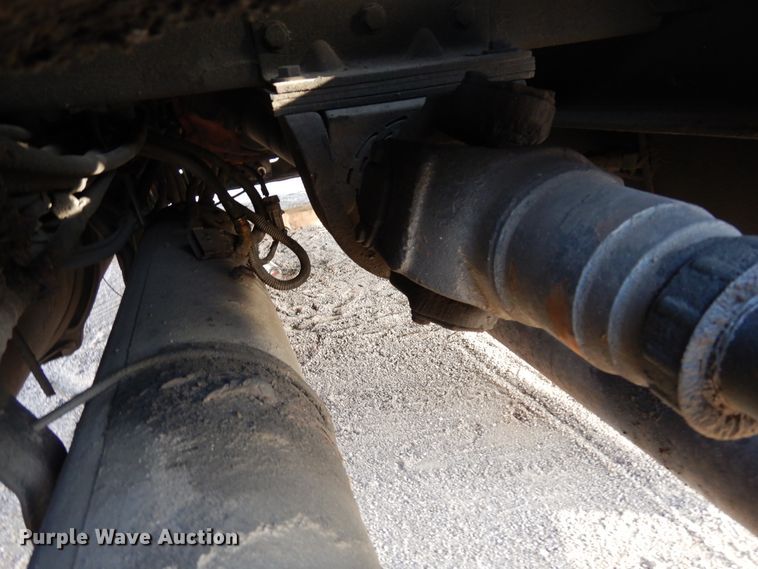 image for item DK0311 2012 Freightliner Cascadia  semi truck