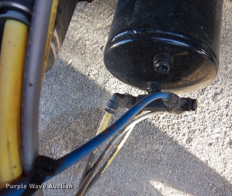 image for item DK0311 2012 Freightliner Cascadia  semi truck