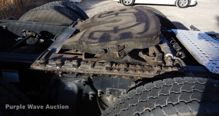 image for item DK0311 2012 Freightliner Cascadia  semi truck