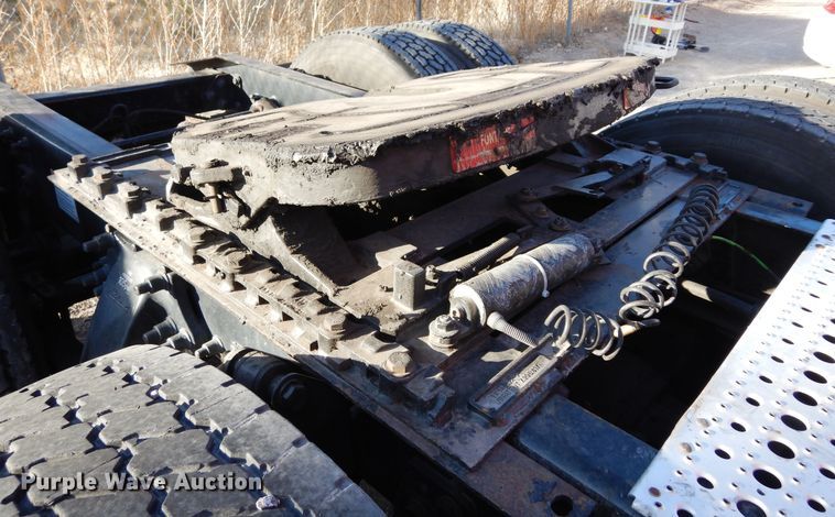 image for item DK0311 2012 Freightliner Cascadia  semi truck