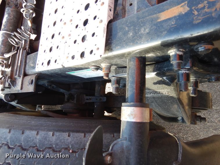 image for item DK0311 2012 Freightliner Cascadia  semi truck