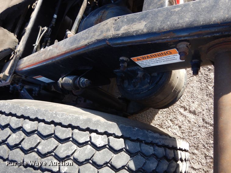 image for item DK0311 2012 Freightliner Cascadia  semi truck