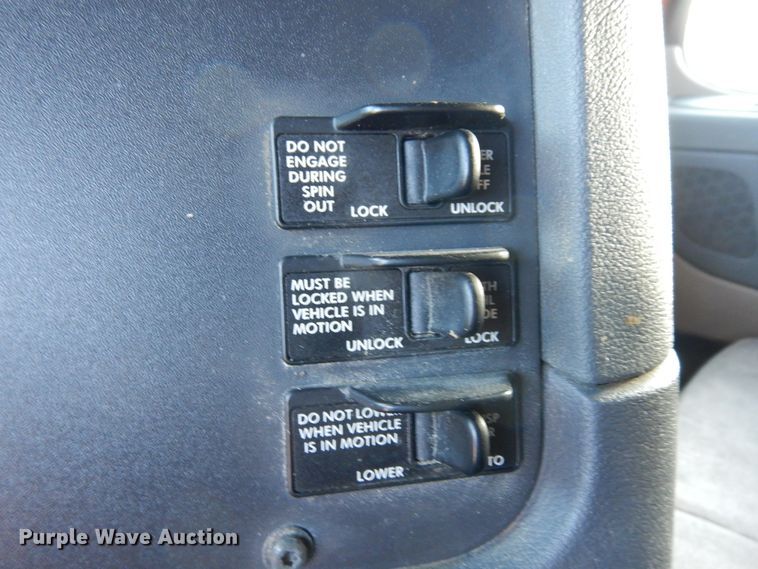 image for item DK0311 2012 Freightliner Cascadia  semi truck