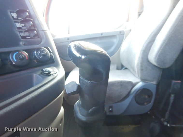 image for item DK0311 2012 Freightliner Cascadia  semi truck