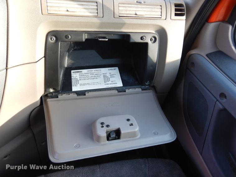 image for item DK0311 2012 Freightliner Cascadia  semi truck