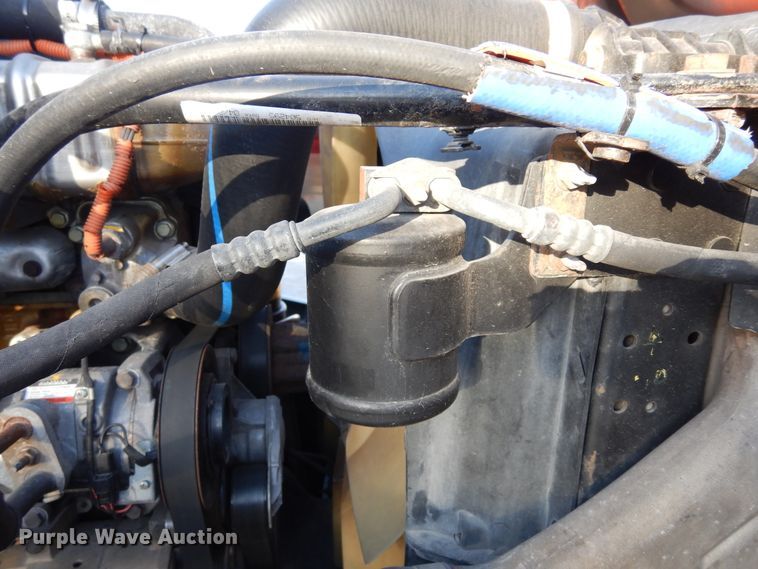 image for item DK0311 2012 Freightliner Cascadia  semi truck