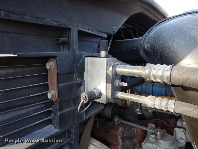 image for item DK0311 2012 Freightliner Cascadia  semi truck