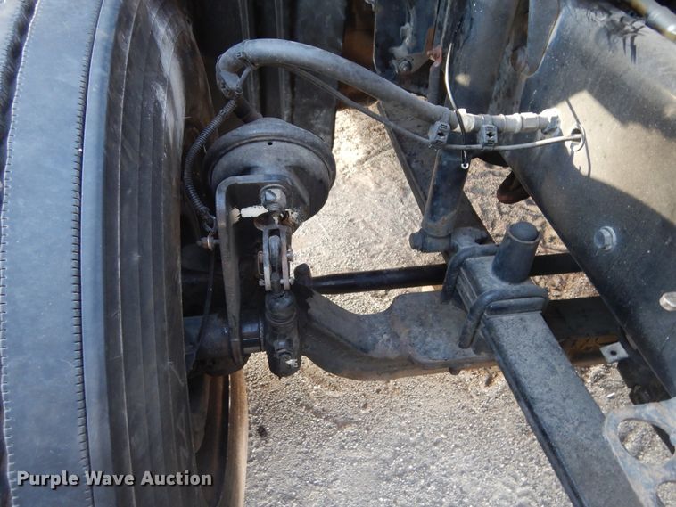 image for item DK0311 2012 Freightliner Cascadia  semi truck