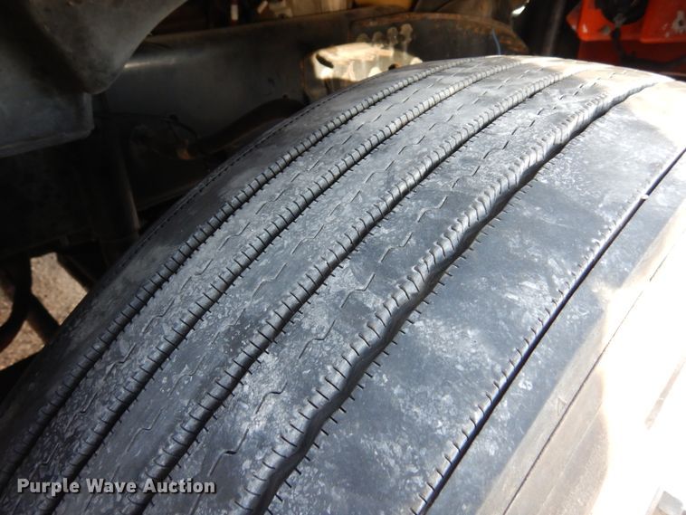 image for item DK0311 2012 Freightliner Cascadia  semi truck