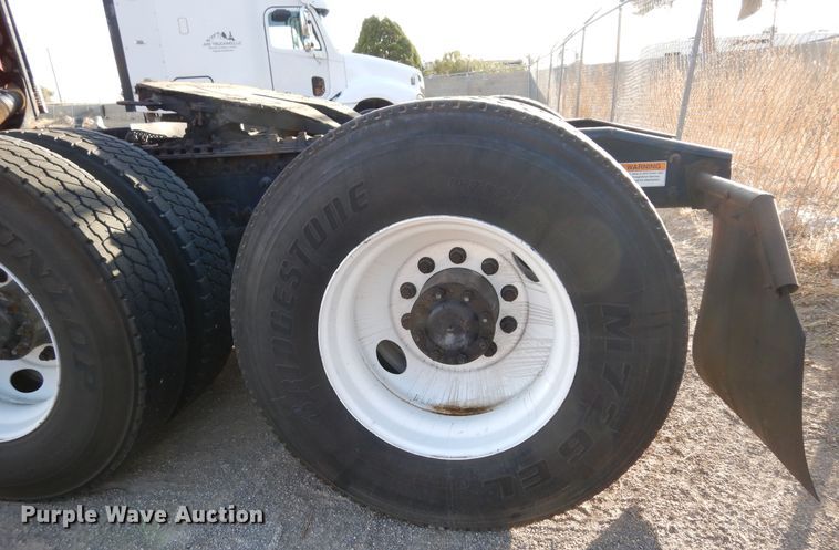 image for item DK0311 2012 Freightliner Cascadia  semi truck