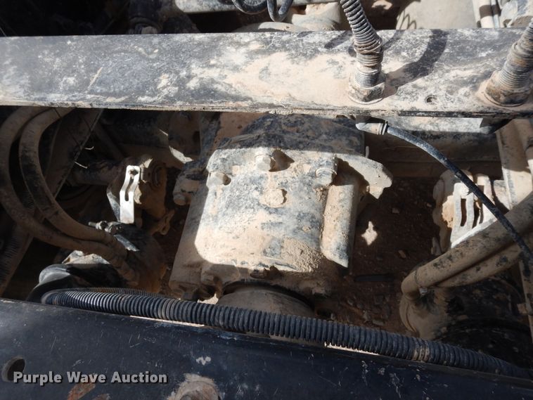 image for item DK0317 2007 Freightliner Columbia 120  semi truck