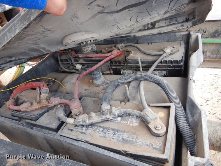 image for item DK0317 2007 Freightliner Columbia 120  semi truck