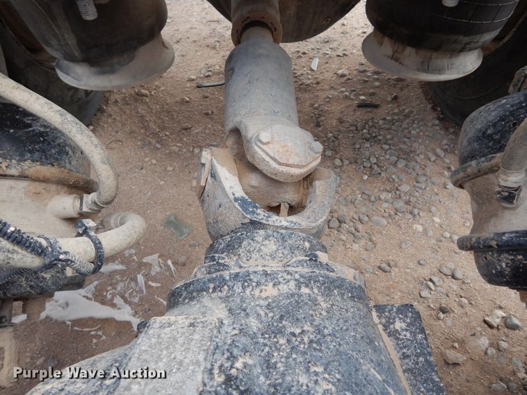 image for item DK0317 2007 Freightliner Columbia 120  semi truck