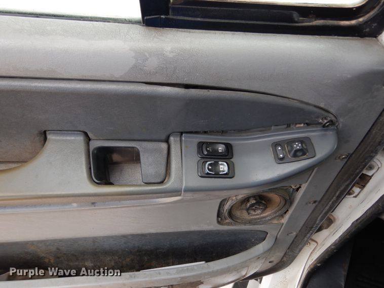 image for item DK0317 2007 Freightliner Columbia 120  semi truck