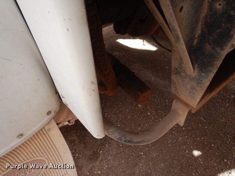 image for item DK0318 1979 Peterbilt 359A  truck cab and chassis