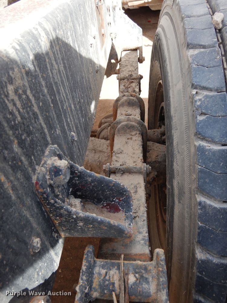 image for item DK0318 1979 Peterbilt 359A  truck cab and chassis