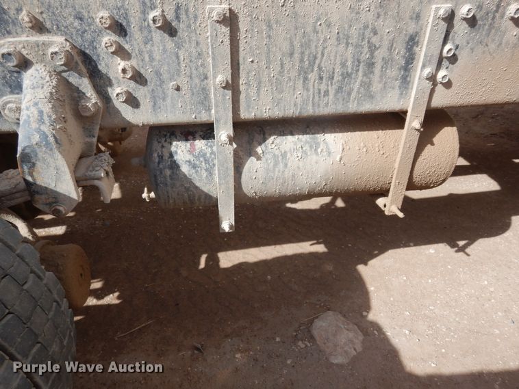 image for item DK0318 1979 Peterbilt 359A  truck cab and chassis