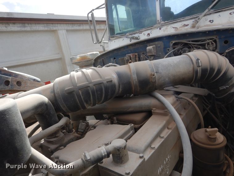 image for item DK0318 1979 Peterbilt 359A  truck cab and chassis