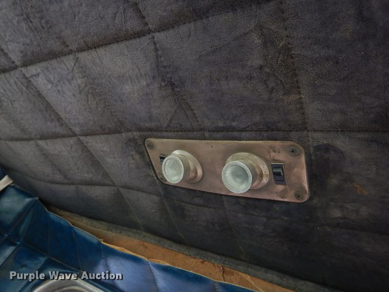 image for item DK0318 1979 Peterbilt 359A  truck cab and chassis