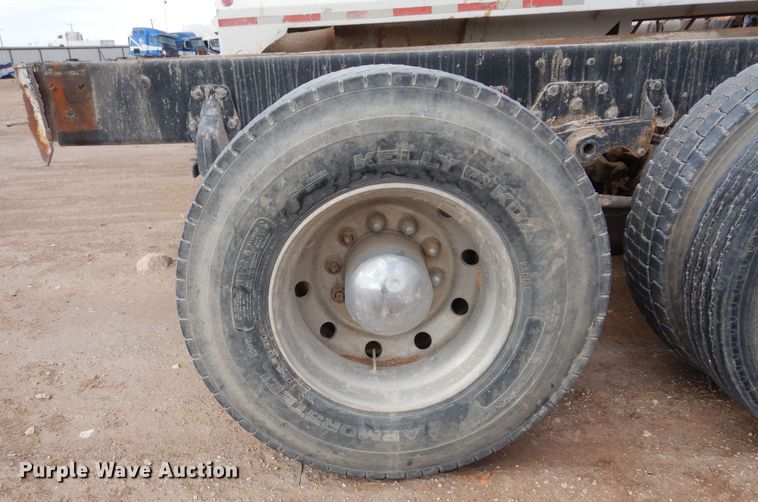 image for item DK0318 1979 Peterbilt 359A  truck cab and chassis