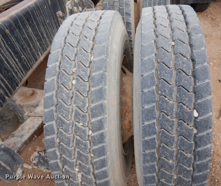 image for item DK0318 1979 Peterbilt 359A  truck cab and chassis