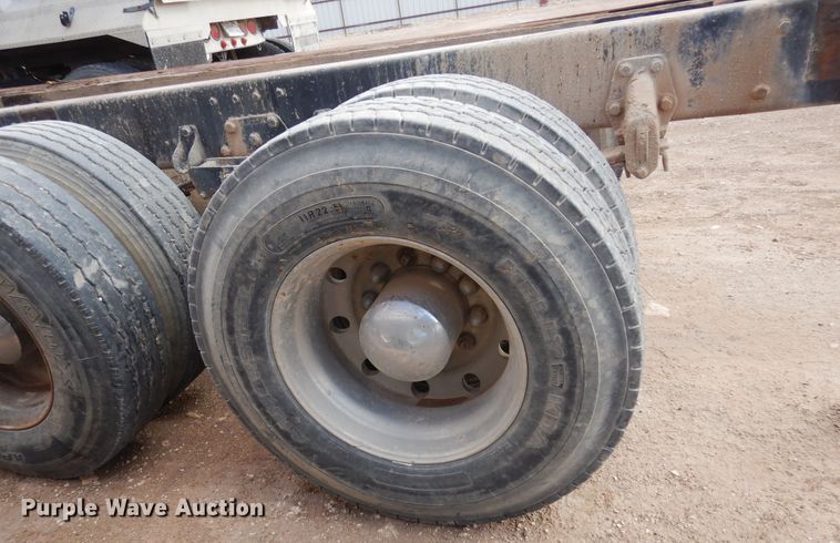 image for item DK0318 1979 Peterbilt 359A  truck cab and chassis