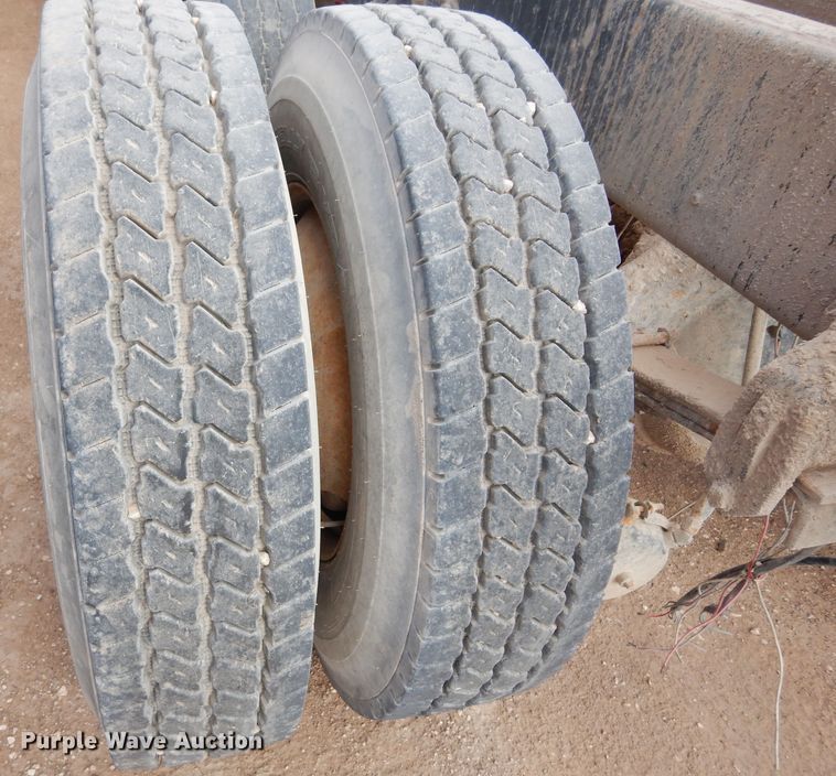 image for item DK0318 1979 Peterbilt 359A  truck cab and chassis