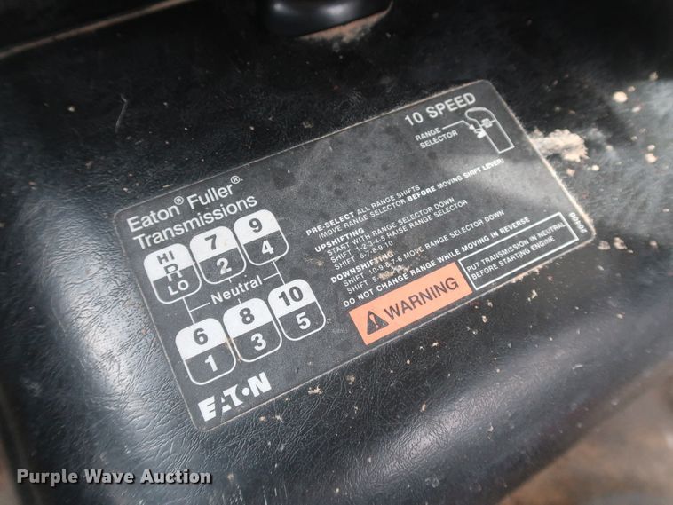 image for item DK3674 2012 International TranStar 8600  semi truck