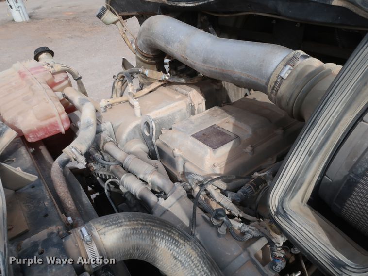 image for item DK3674 2012 International TranStar 8600  semi truck