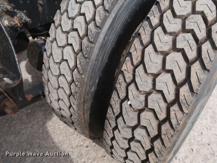 image for item DK3674 2012 International TranStar 8600  semi truck