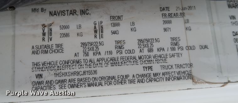 image for item DK3674 2012 International TranStar 8600  semi truck