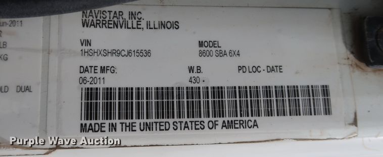 image for item DK3674 2012 International TranStar 8600  semi truck