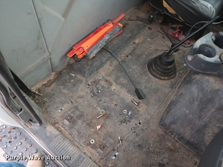 image for item DK3675 2012 International TranStar 8600  semi truck