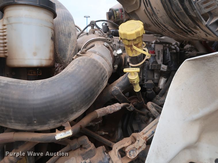 image for item DK3675 2012 International TranStar 8600  semi truck