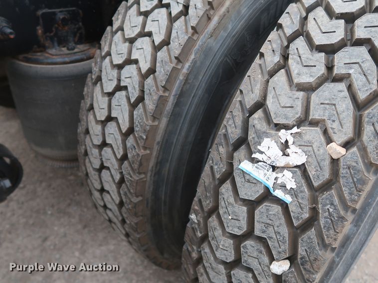 image for item DK3675 2012 International TranStar 8600  semi truck