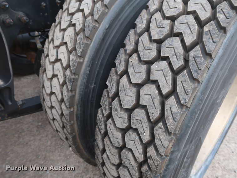 image for item DK3675 2012 International TranStar 8600  semi truck